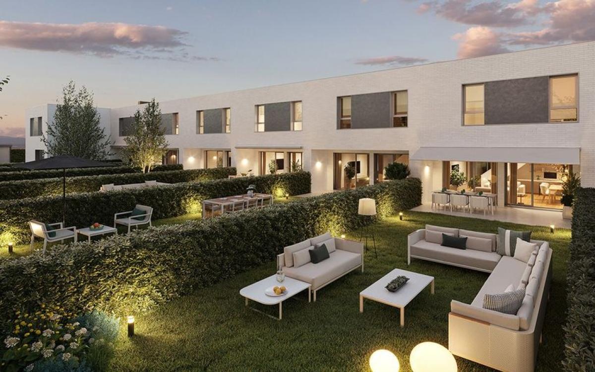 Sale of townhouse in , Utebo photo 2