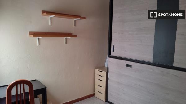 Piso en alquiler en , Barcelona photo 1