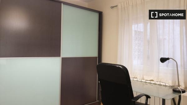 Apartment for rent in , Oviedo photo 3