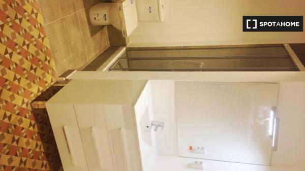 Piso en alquiler en , Barcelona photo 2
