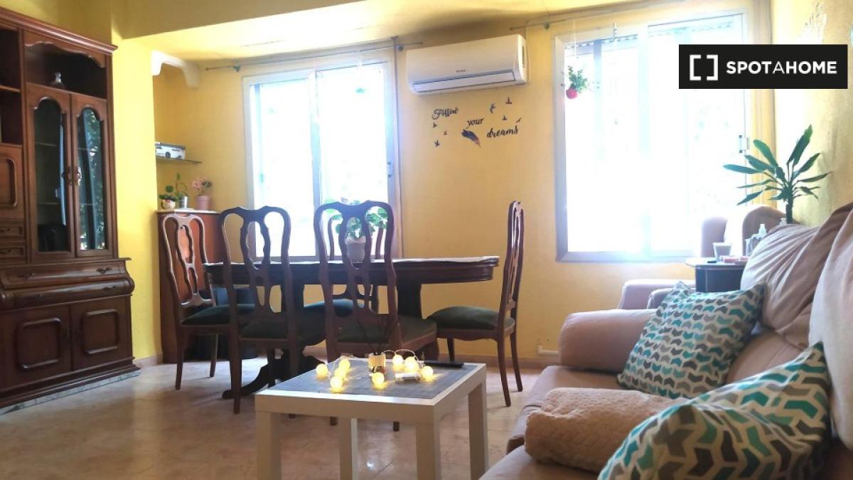 Недвижимость на продажу и в аренду в Испании photo 5