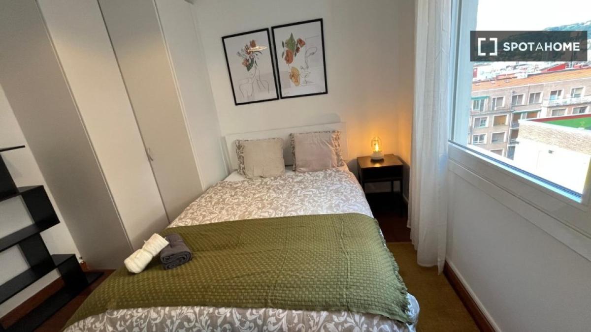 Propiedades en venta y alquiler en España photo 3