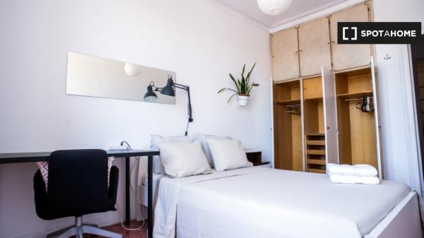 Piso en alquiler en , Barcelona photo 2