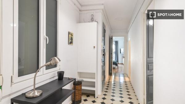 Piso en alquiler en , Barcelona photo 4