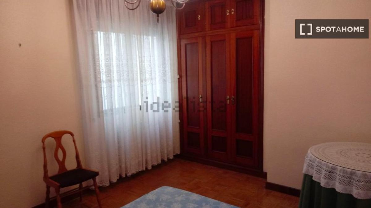 Propiedades en venta y alquiler en España photo 2