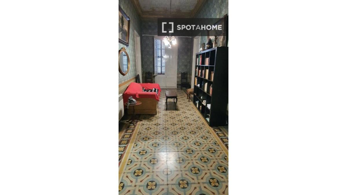 Недвижимость на продажу и в аренду в Испании photo 4