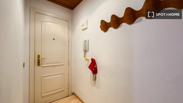 Piso en alquiler en , Barcelona photo 2