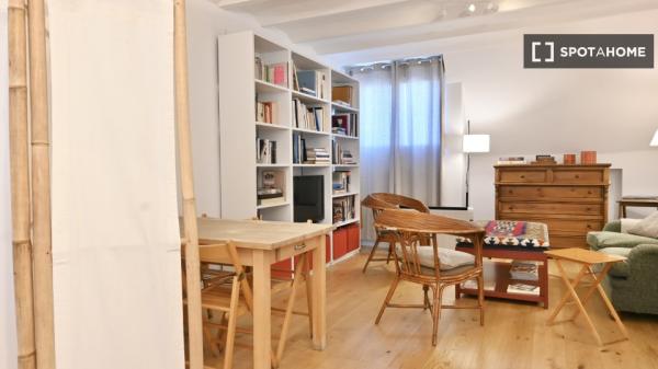 Piso en alquiler en , Madrid photo 1