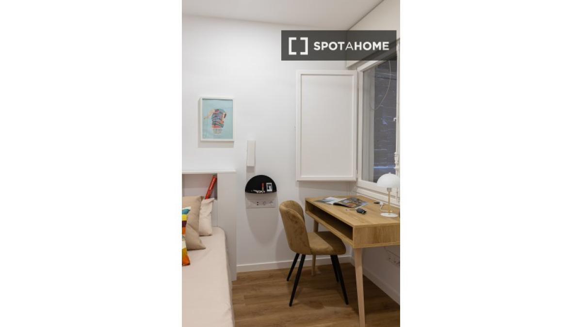 Properties for sale and rent in Spain photo 3