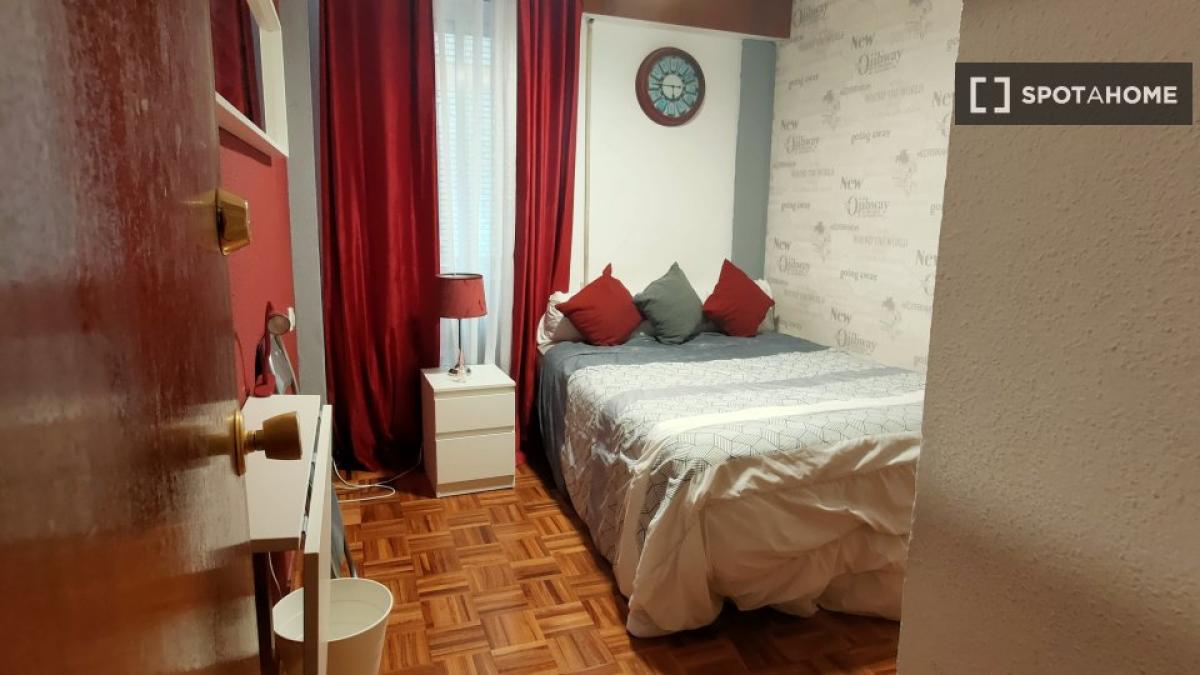 Propiedades en venta y alquiler en España photo 2