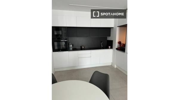 Estudio en alquiler en , Barcelona photo 3