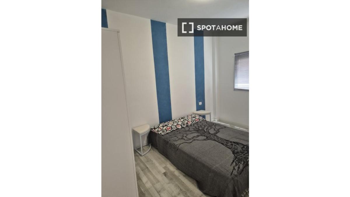 Properties for sale and rent in Spain photo 1