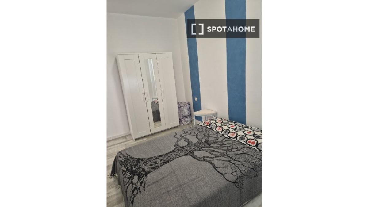 Properties for sale and rent in Spain photo 2
