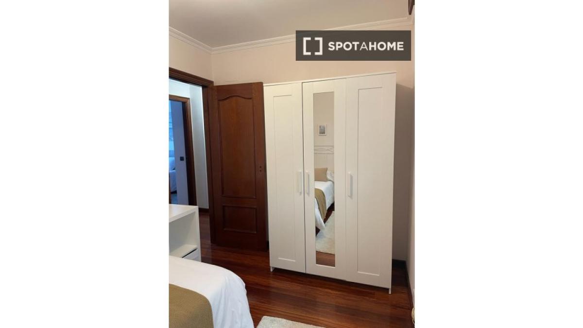 Properties for sale and rent in Spain photo 2