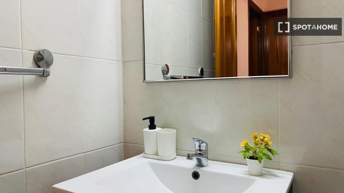 Propiedades en venta y alquiler en España photo 5