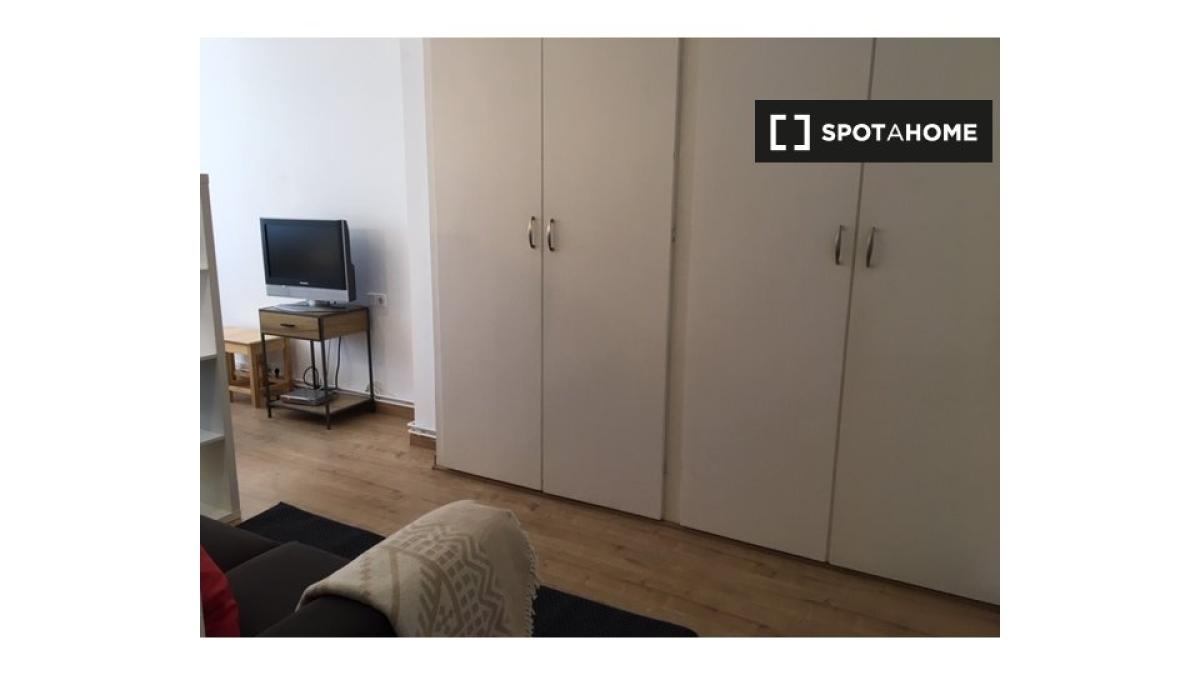 Properties for sale and rent in Spain photo 3
