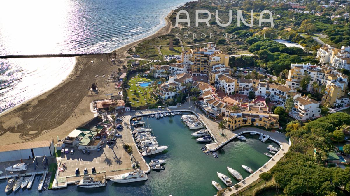 Venta de bajo en Avenida de los Acebos s/n, Marbella
photo 5