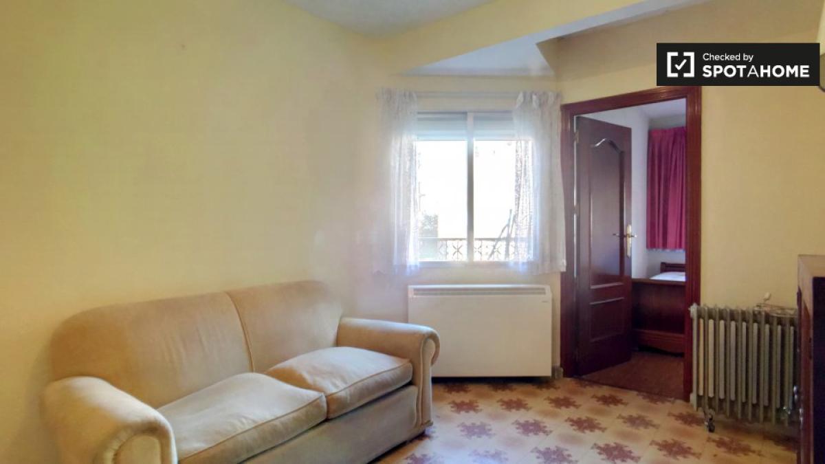 Alquiler de piso en , Madrid photo 2