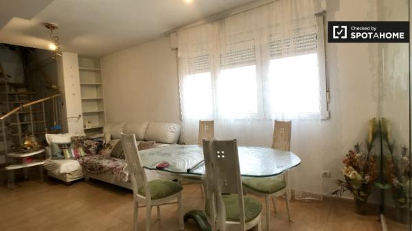 Piso en alquiler en , Madrid photo 1