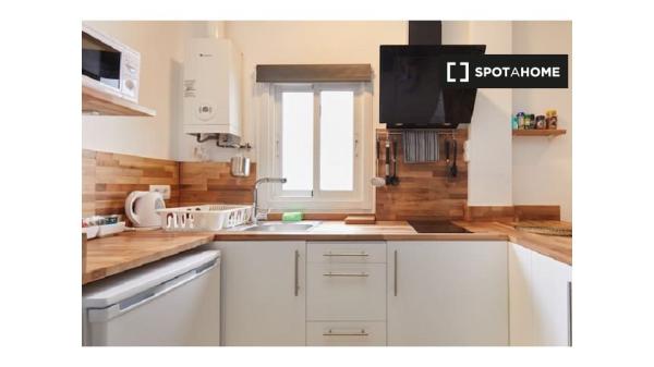 Estudio en alquiler en , Barcelona thumbnail 1