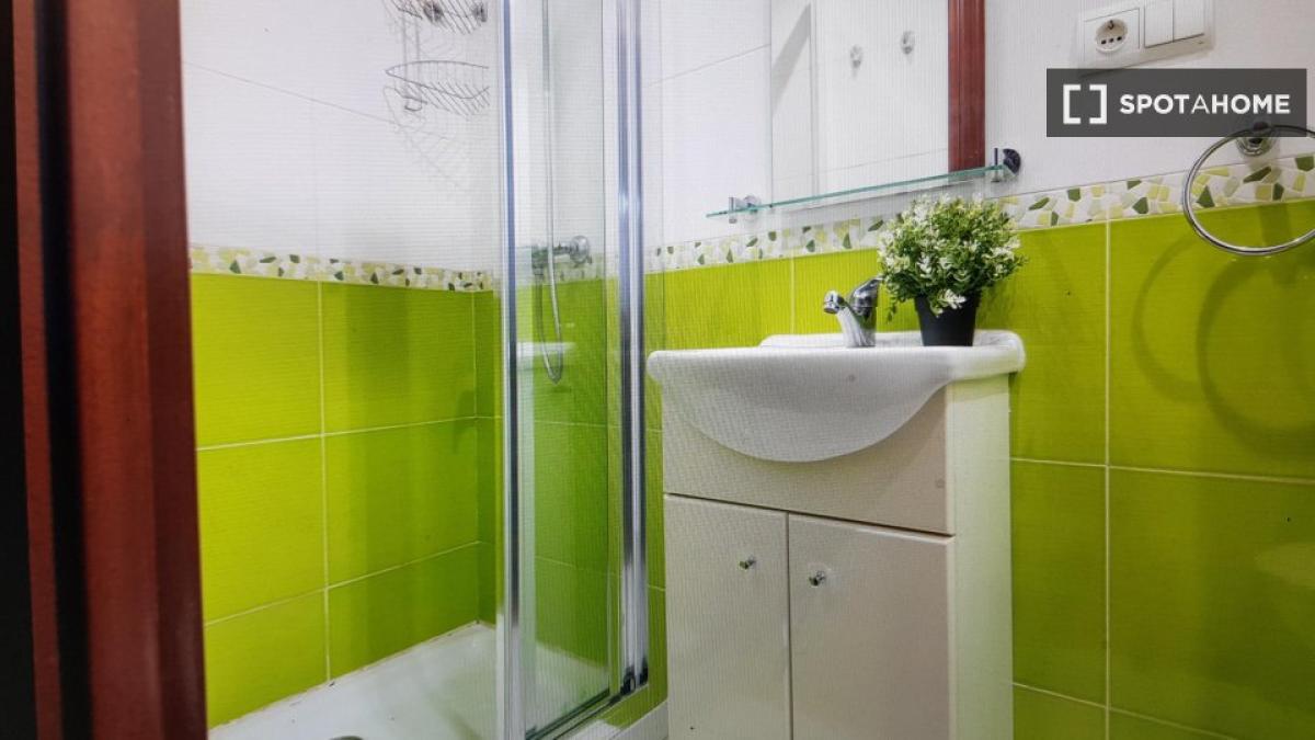 Propiedades en venta y alquiler en España photo 2