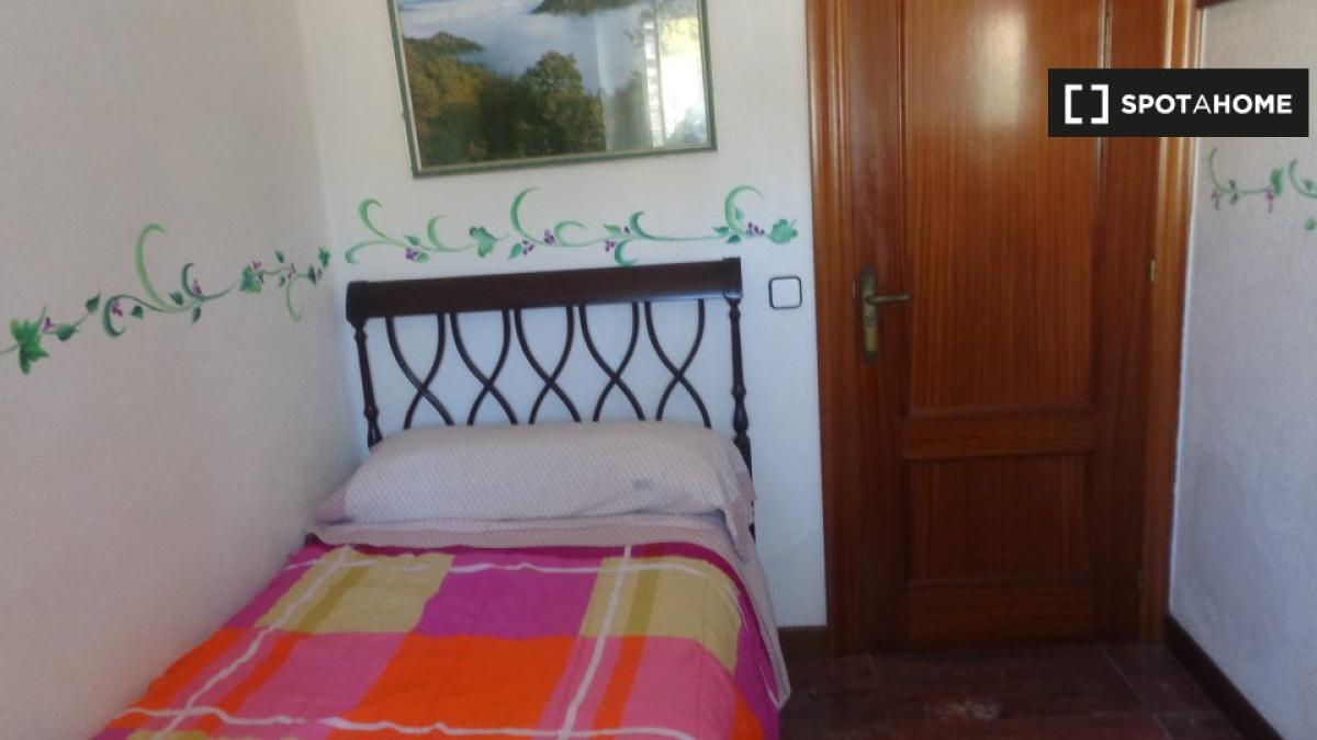 Propiedades en venta y alquiler en España photo 1