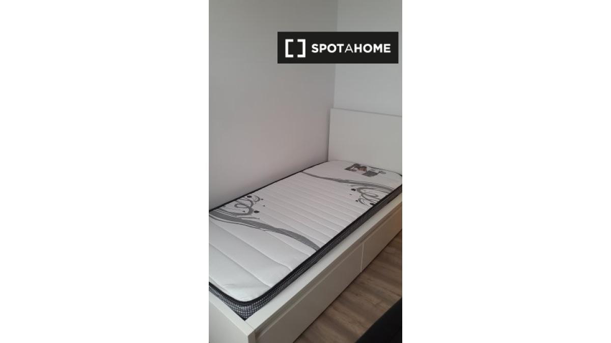 Properties for sale and rent in Spain photo 3