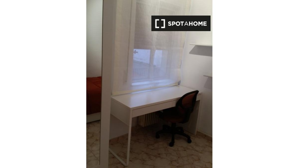 Properties for sale and rent in Spain photo 2