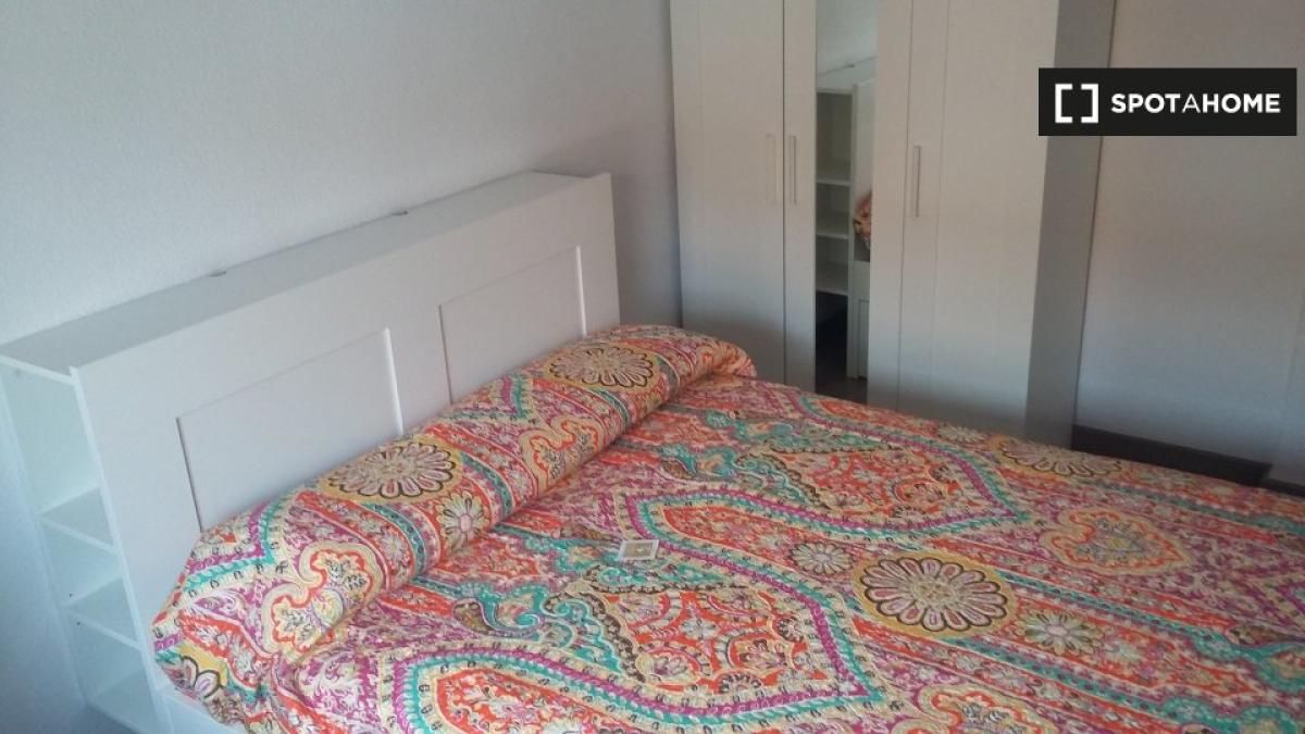 Properties for sale and rent in Spain photo 3