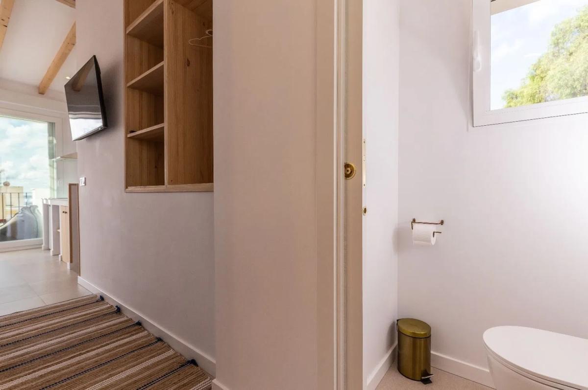 Venta de chalet independiente en Barrio Casco Histórico-Santa Cruz, Alicante / Alacant
photo 5