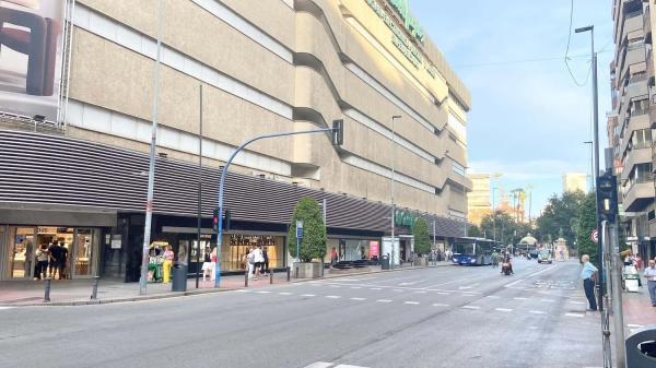 Продажа квартиры в Avenida Maisonnave, Аликанте photo 1
