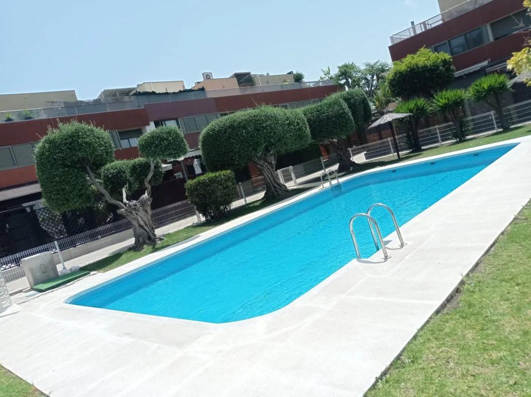 Properties for sale and rent in Spain photo 2