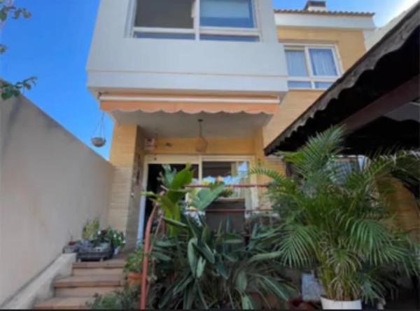 Chalet adosado thumbnail 2