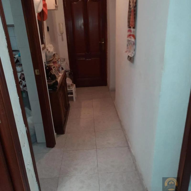 Venta de piso en Calle Villa de Chiva, Alicante / Alacant
photo 4