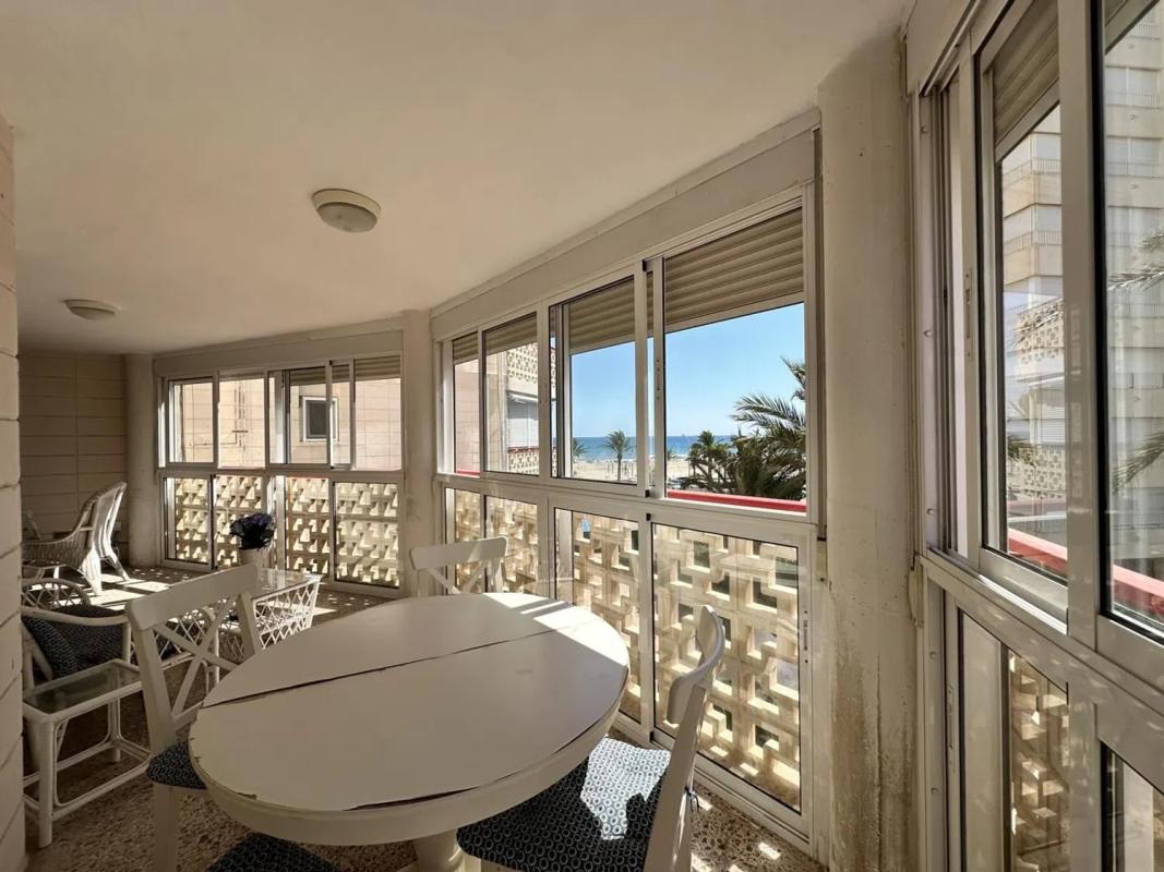 Venta de piso en Avenida de Niza, Alicante / Alacant
photo 3
