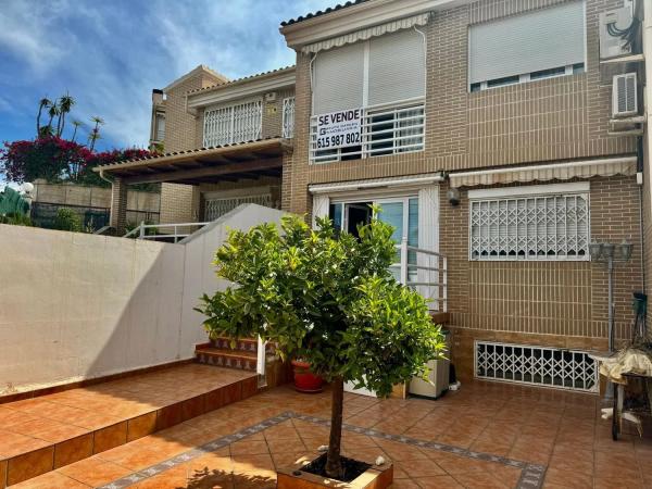 Chalet adosado thumbnail 2