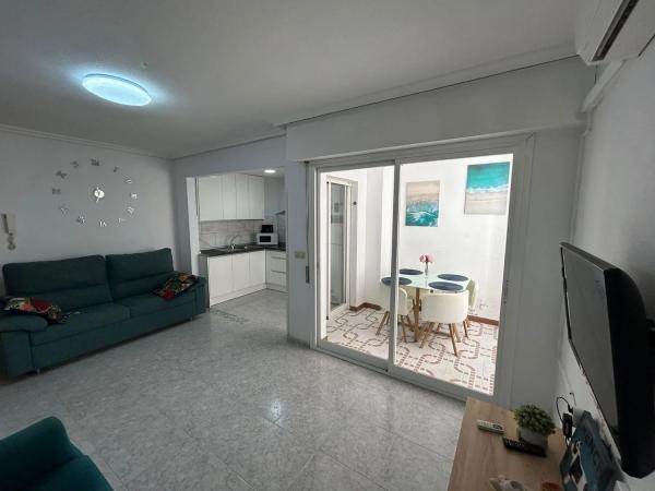 Sale of flat in Calle Nuestra Señora de Monserrate, Almoradí
 photo 2