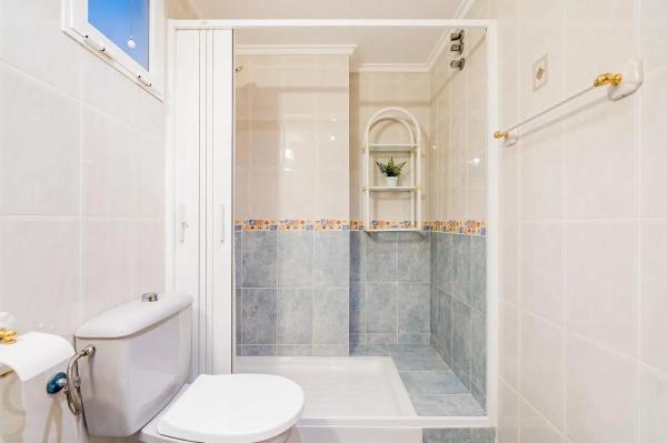 Sale of flat in Calle Nuestra Señora de Monserrate, Almoradí
 photo 3