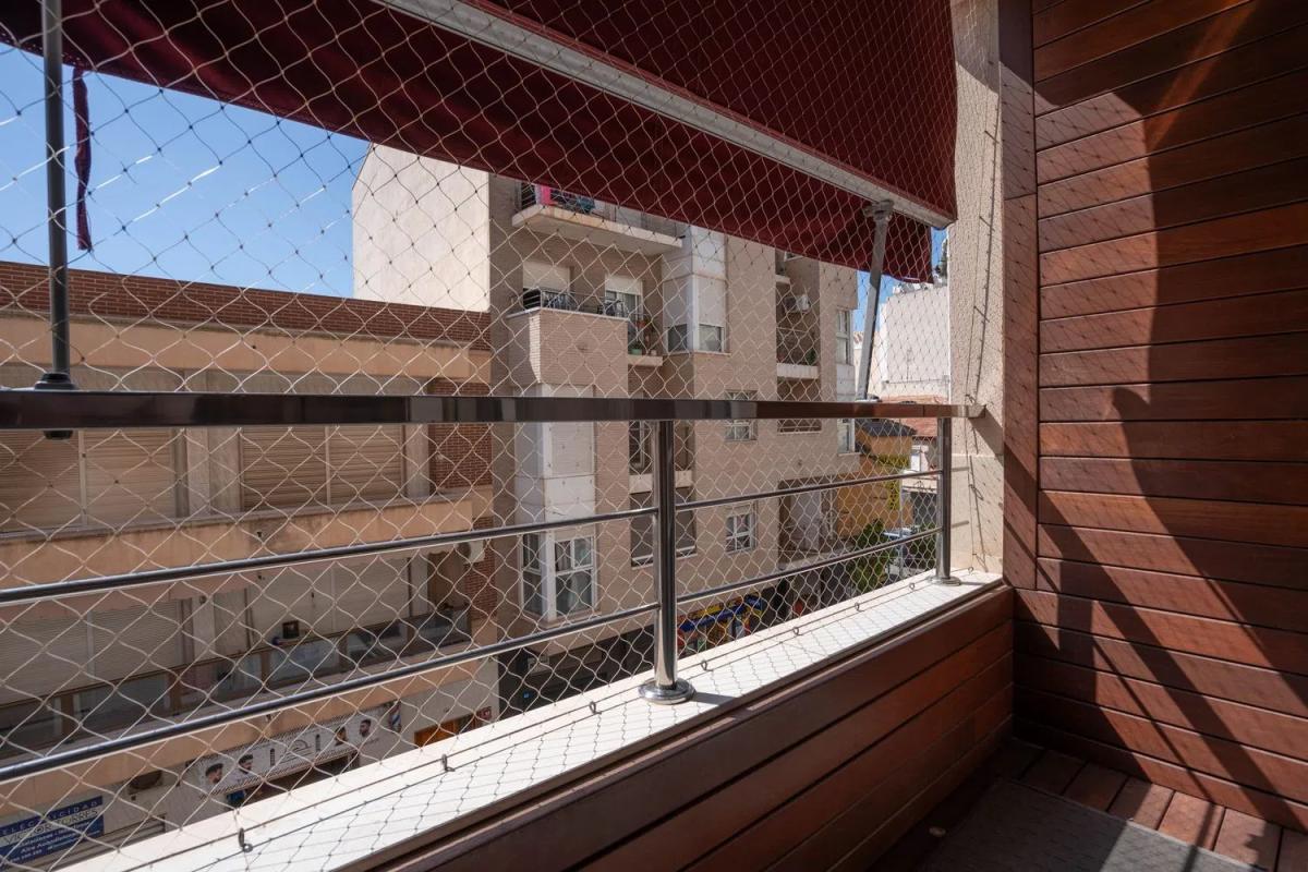 Sale of apartment in Travesía A Hermanos Bazan, Torrevieja
photo 3