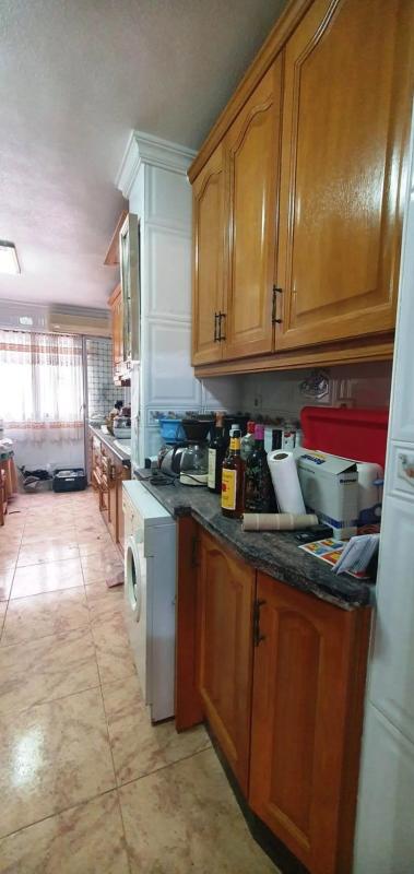 Sale of apartment in Barrio Centro - Muelle Pesquero, Torrevieja
photo 3