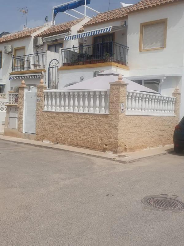Propiedades en venta y alquiler en España photo 1
