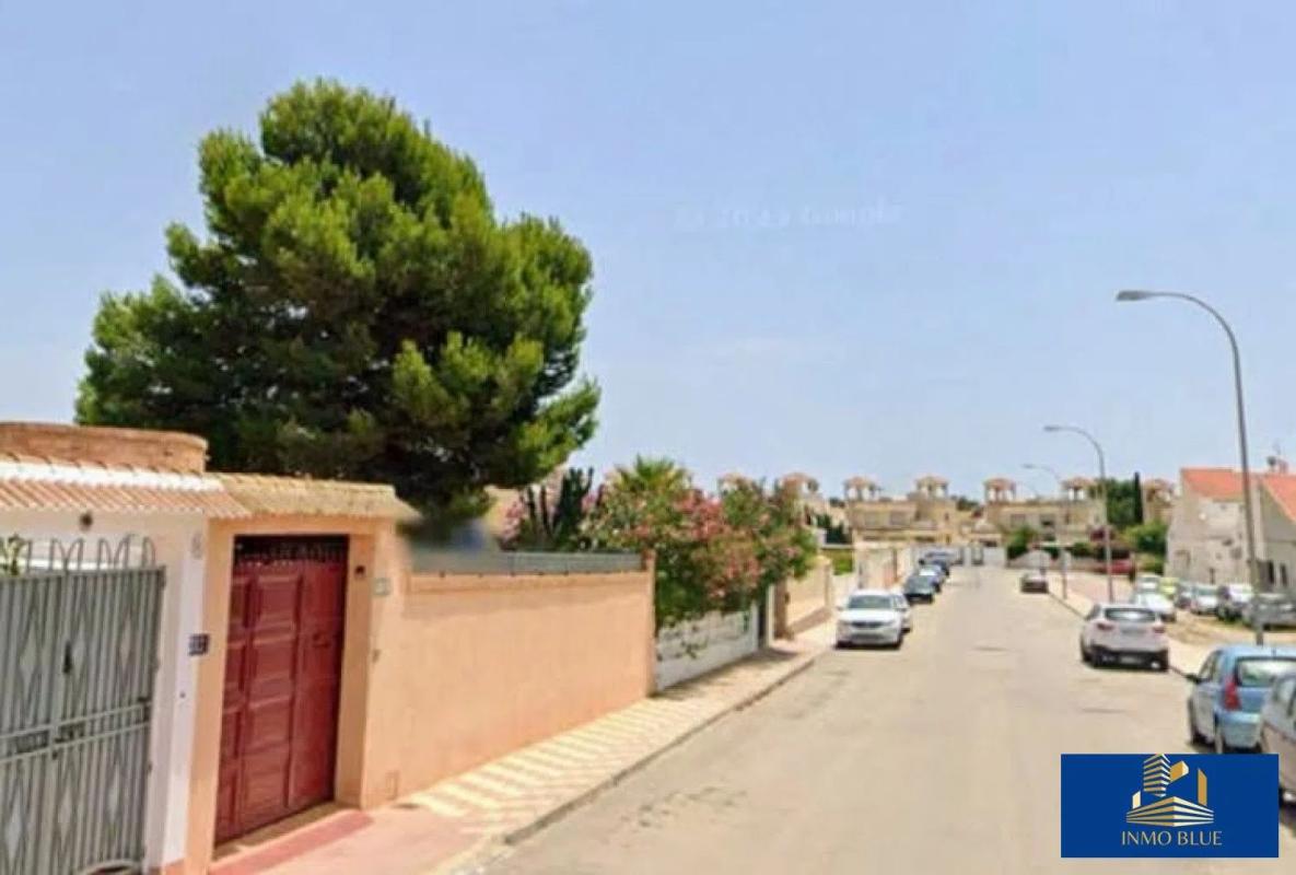 Продажа отдельного шале в  Urbanizacion san luis, Торревьеха photo 4