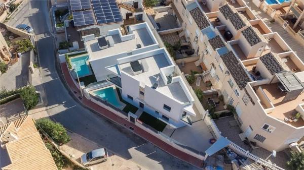 Casa independiente photo 1