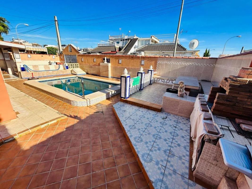 Venta de chalet independiente en Sax, Sax
photo 1