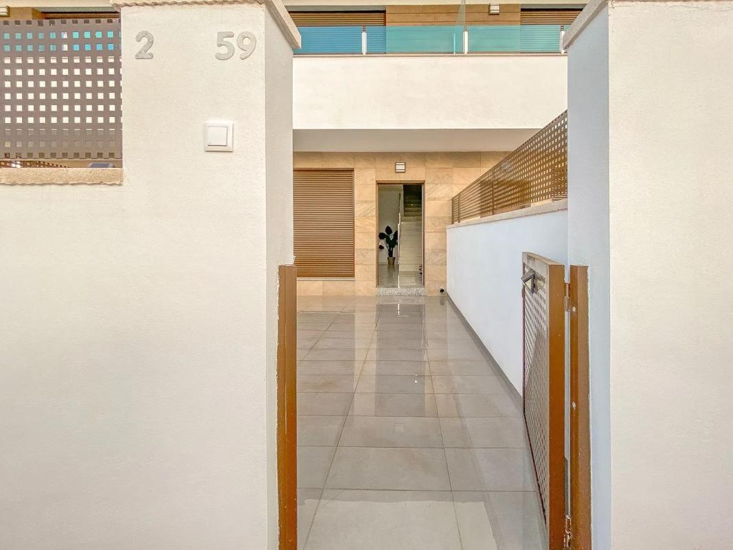 Продажа отдельного шале в Avenida Tomas Boj Andreu, 10386 ML10386, Торревьеха photo 2