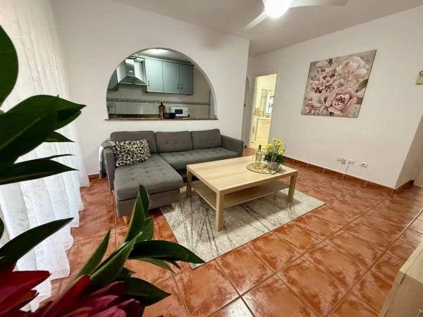 Piso en venta en  Barrio Las Piscinas Naturales, Torrevieja photo 4