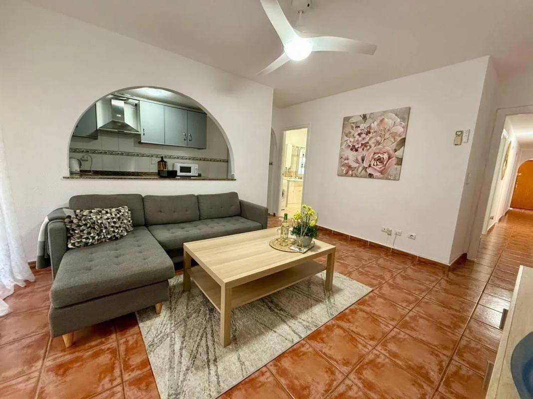 Venta de piso en Barrio Las Piscinas Naturales, Torrevieja
photo 5