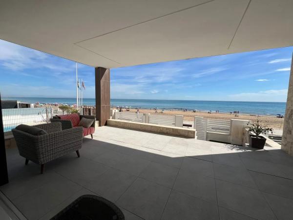 Wolnostojąca willa na sprzedaż w Avenida de los españoles, Torrevieja thumbnail 1