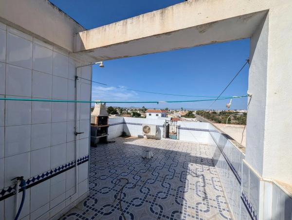 Ático en venta en  Calle Alange, Torrevieja photo 2