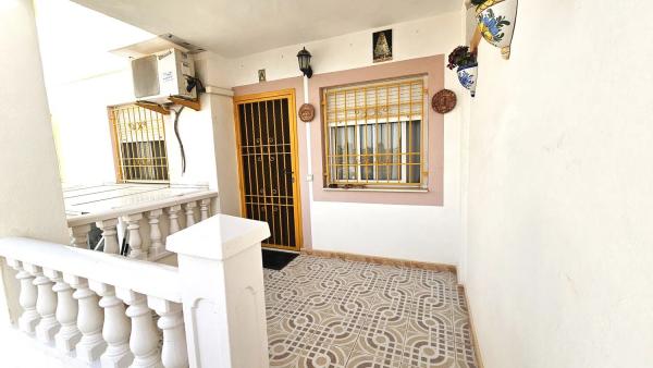Chalet pareado photo 1